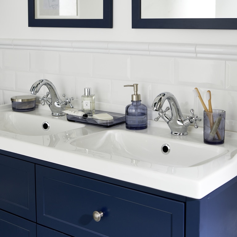 Lavoar baie ceramica, alb lucios, montare pe blat, 120,4 cm   GoodHome Lana