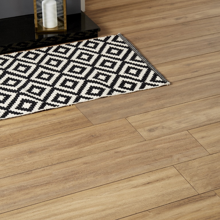 Parchet laminat 8 mm, stejar, acoperire per cutie 1.996 mp, AC4, HDF  GoodHome