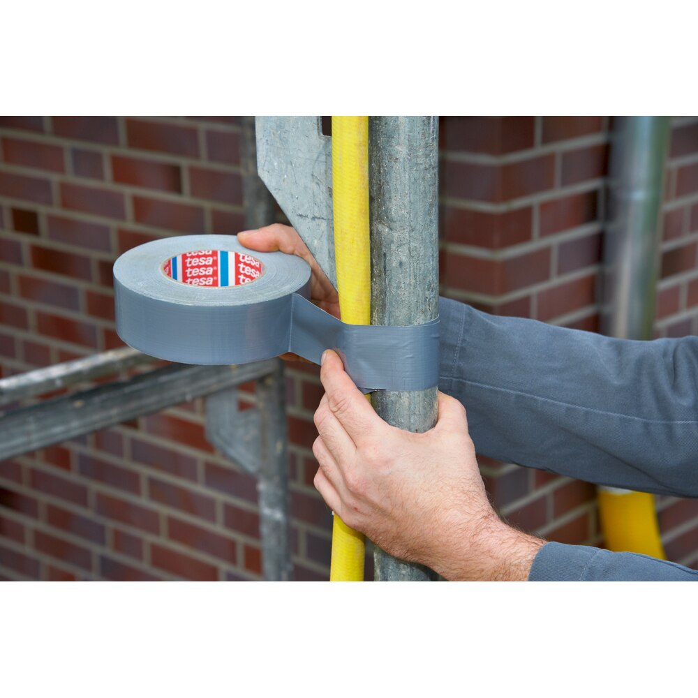 Banda adeziva Duct Tape TESA 4610 Basic, 50 m x 50 mm, gri-argintiu