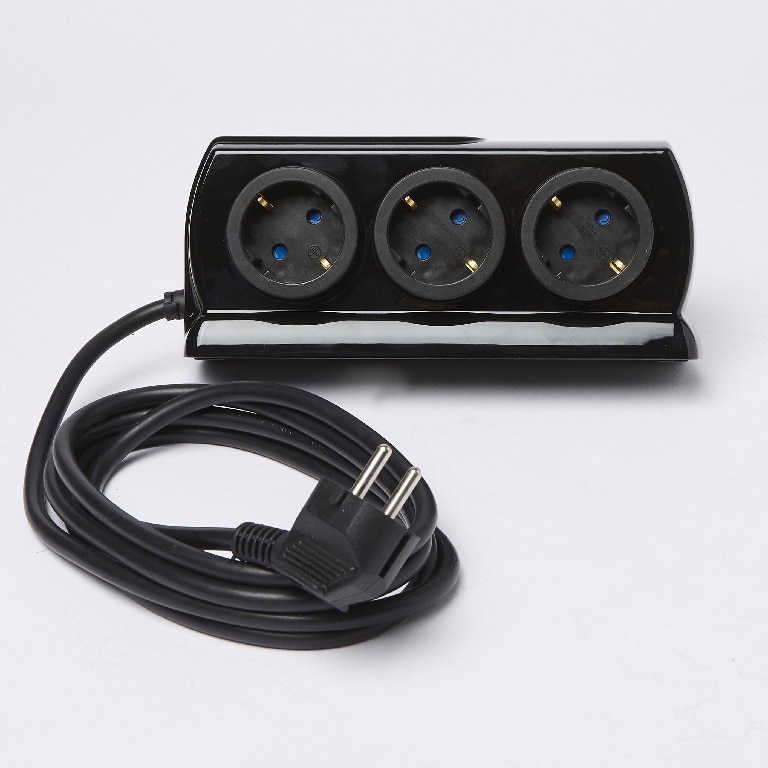 Prelungitor 6 prize, 2 porturi USB, negru, 16 A, 1.5 mmp x 2 m