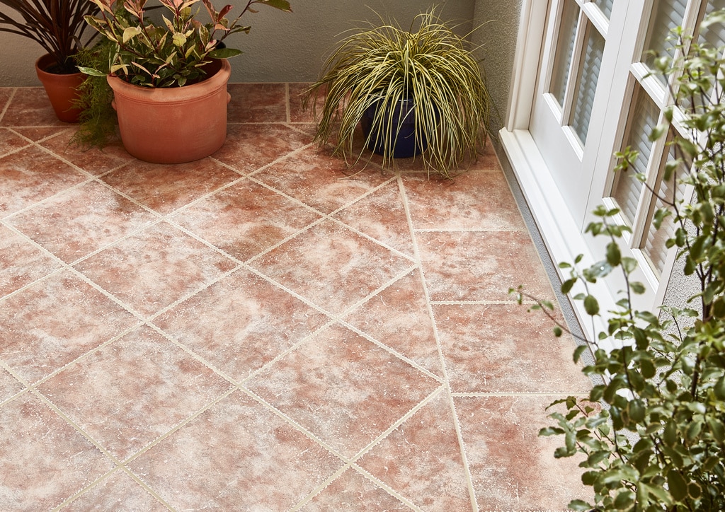 Gresie Exterior, Maro, Portelanata, 33 x 33 cm, suprafata 1,663 mp • Terracotta