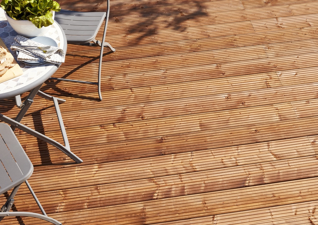 Dusumea pentru terasa, lemn de pin, 240 x 14.4 x 2.7 cm  GoodHome