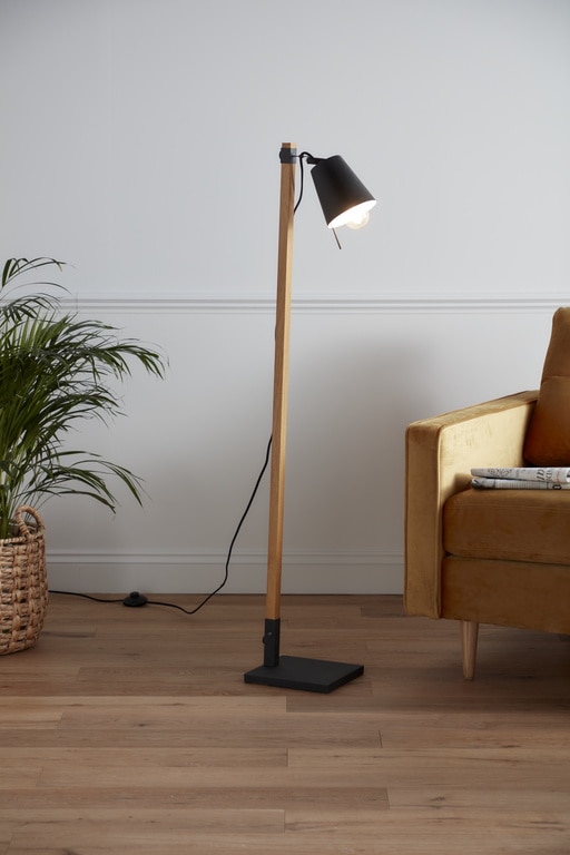 Lampadar Negru, E27, 40 W, 165 cm  GoodHome Menonry