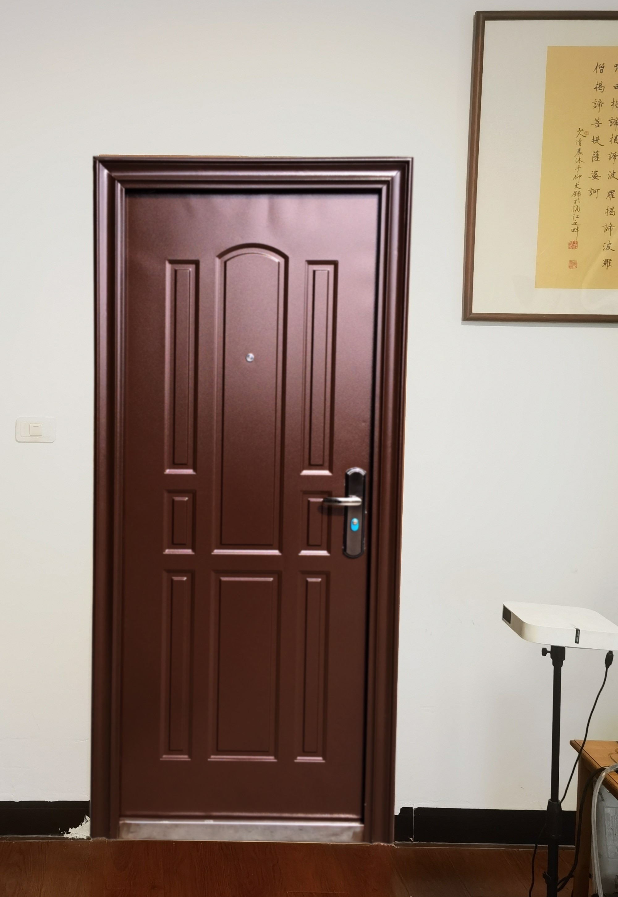 Usa de intrare pentru apartament, metalica, maro, stanga, 208 x 88 cm  Eco Y