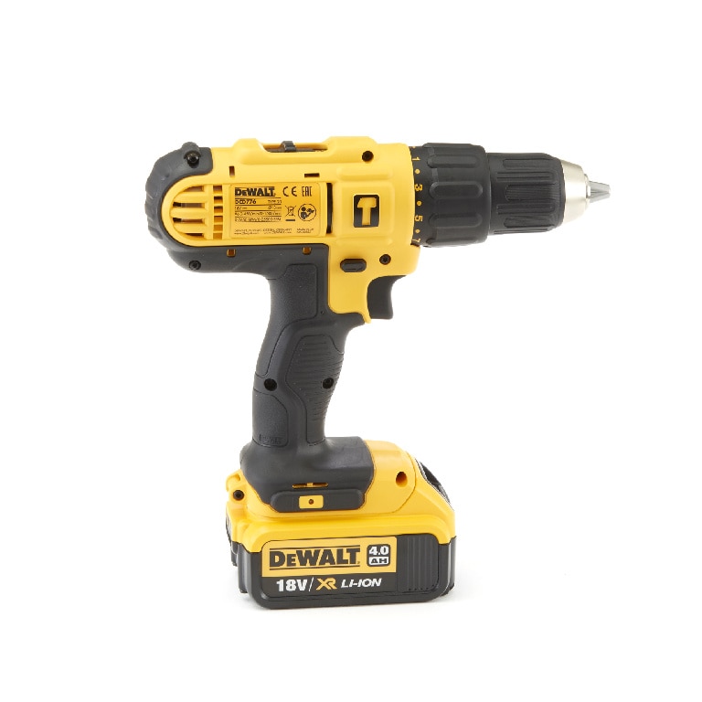 Masina de gaurit si insurubat, cu percutie, acumulator, 4 Ah, 42 Nm DeWalt DCD776