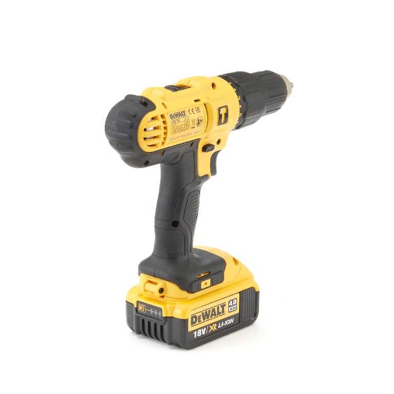 Masina de gaurit si insurubat, cu percutie, acumulator, 4 Ah, 42 Nm DeWalt DCD776