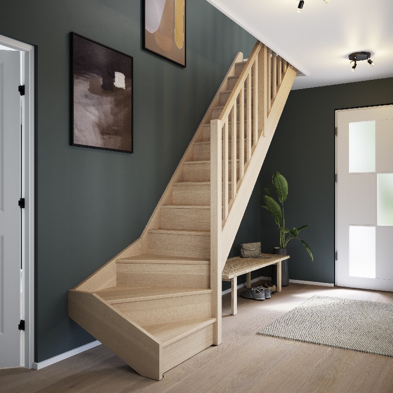 Scara interioara curba, lemn de fag slefuit, cu contratreapta, turnanta dreapta Siderno