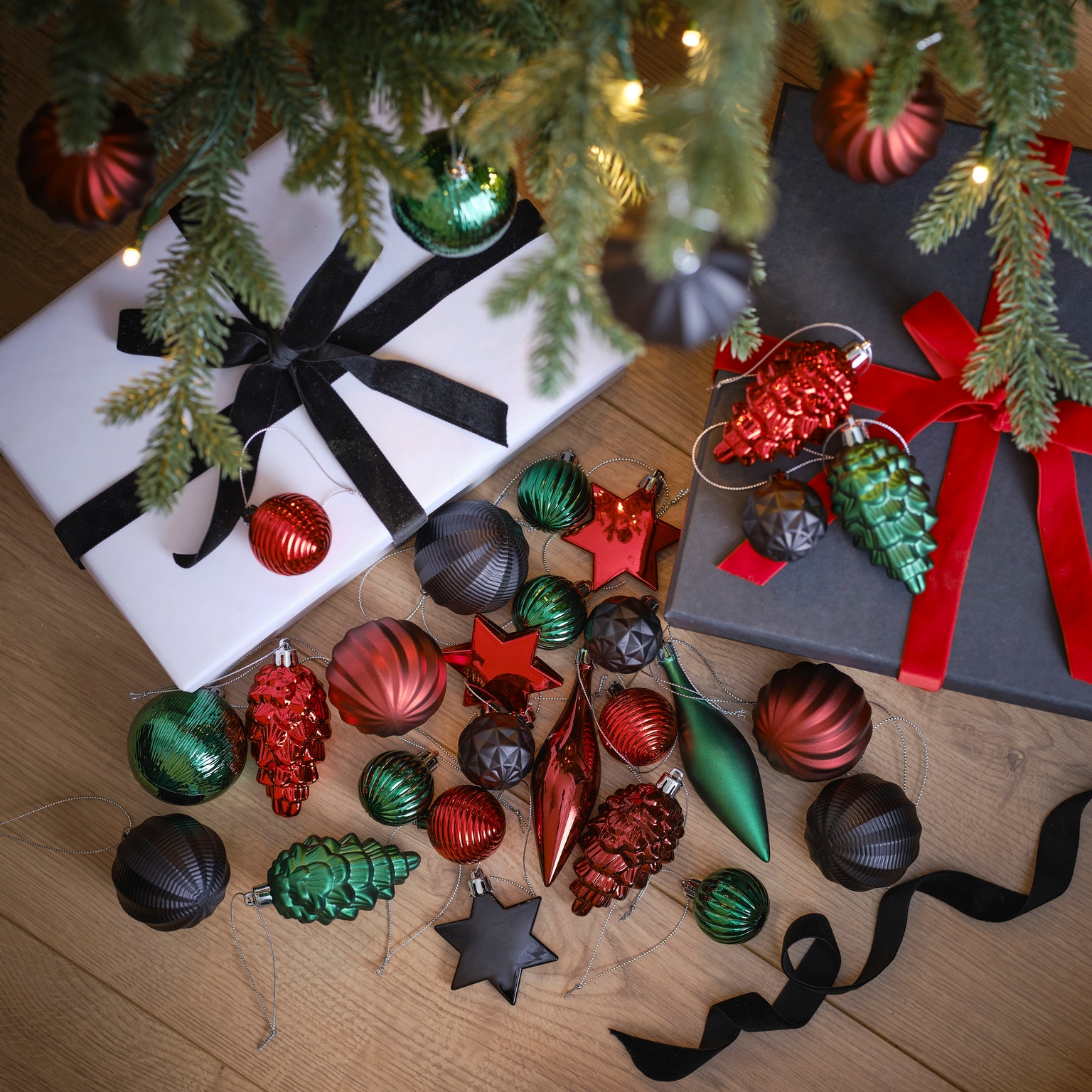 Set globuri de Craciun, 20 cm, 50 bucati, multicolor