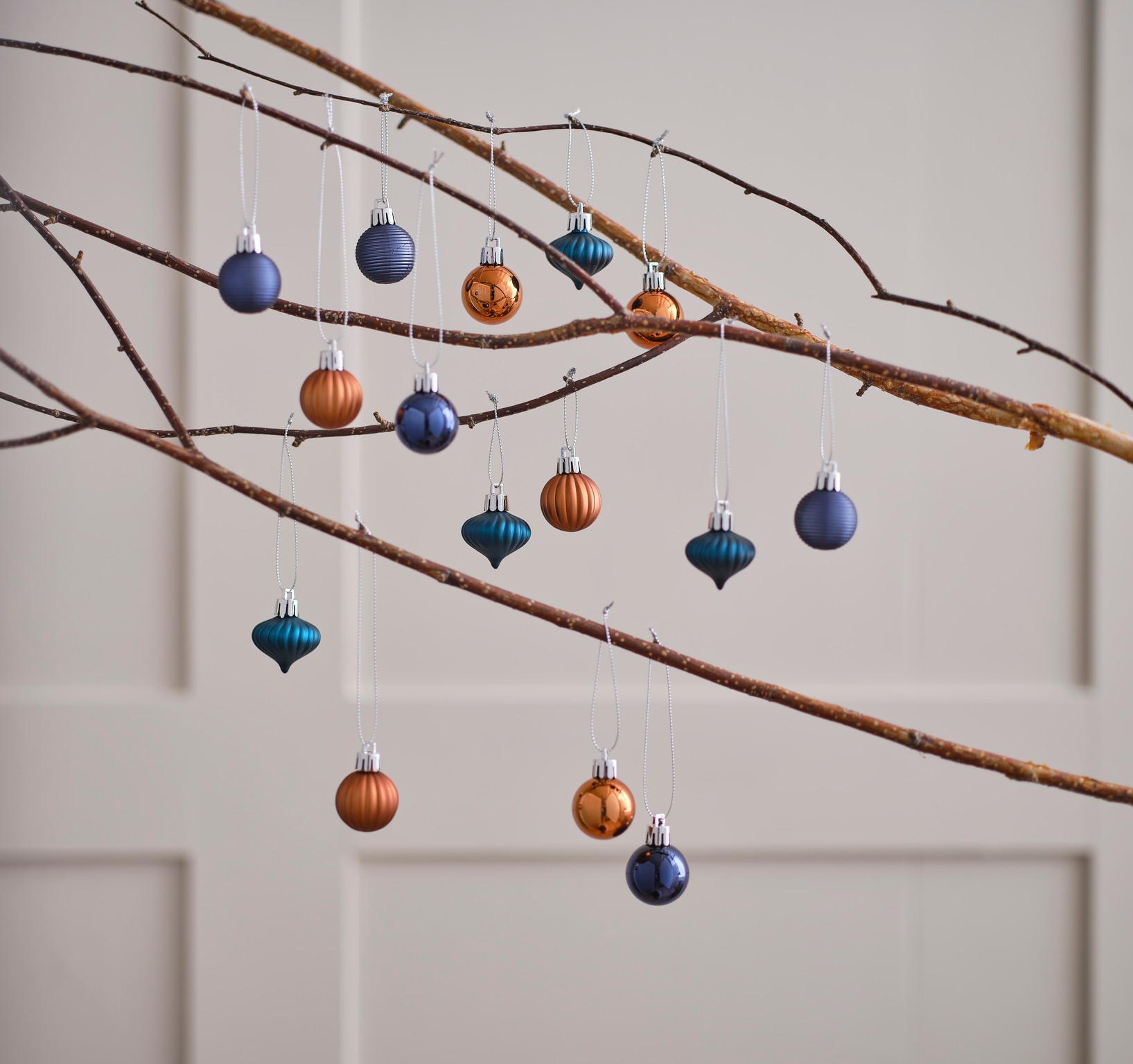 Set globuri SHADOW, 30 piese, multicolor