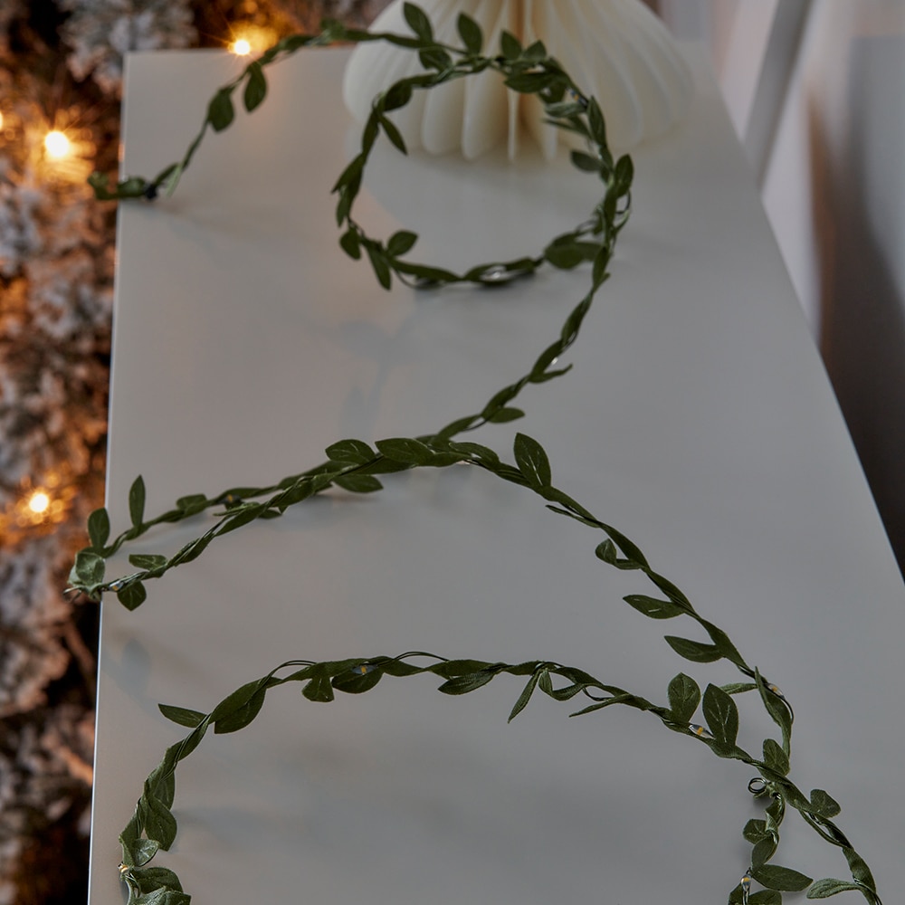 Instalatie Craciun 20 LED-uri, 2.2 m, pe baterie, verde, lumina alb cald