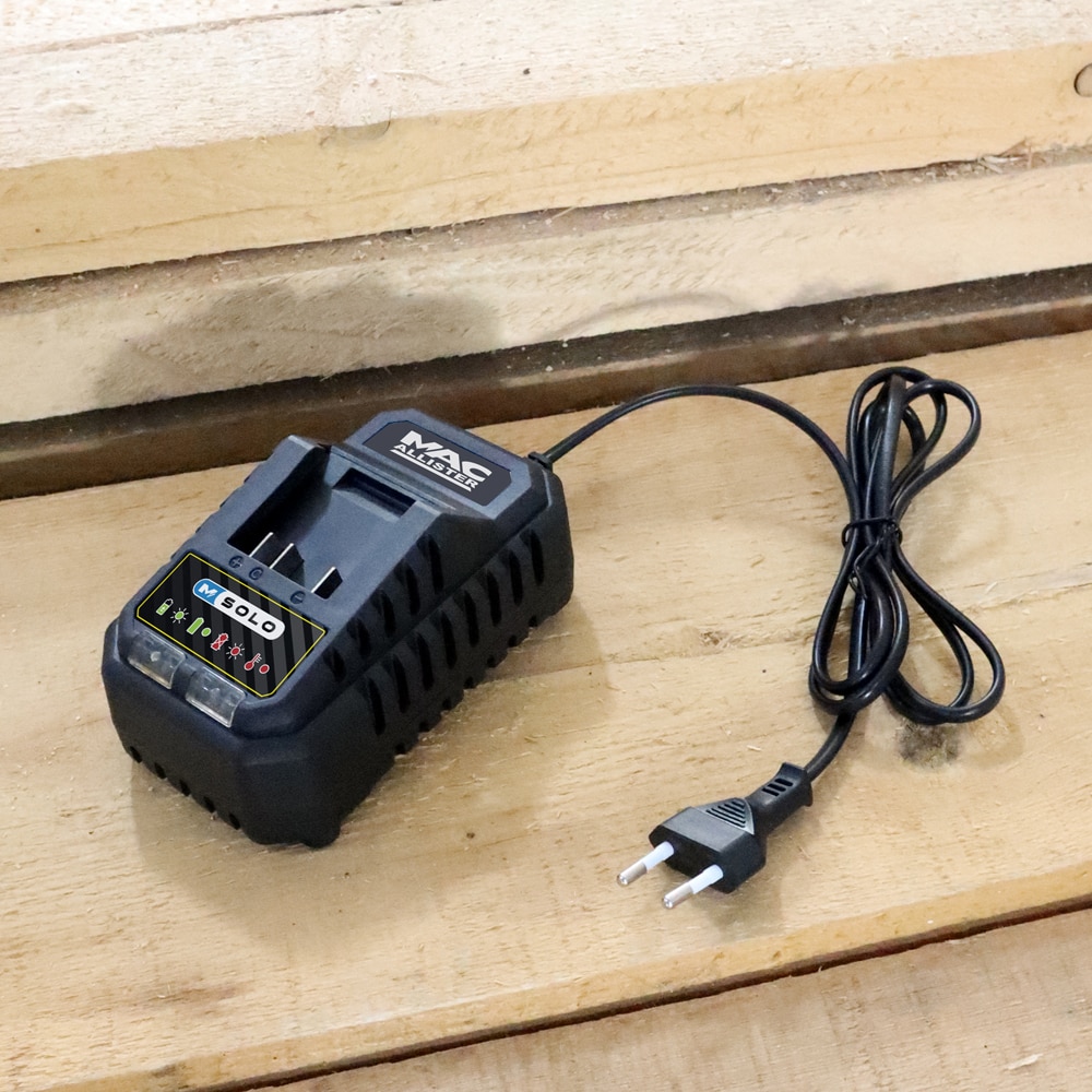 Incarcator rapid acumulator Mac Allister Solo, 2.4A, 18V
