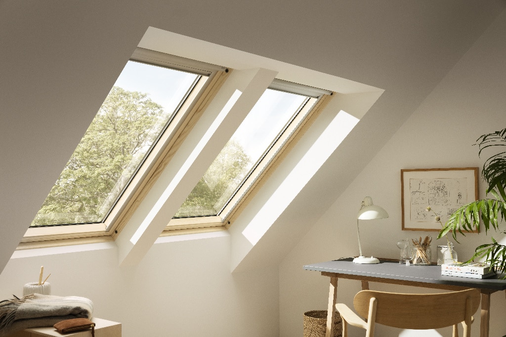 Fereastra de mansarda din lemn, maro, 78 x 98 x 17 cm  Velux