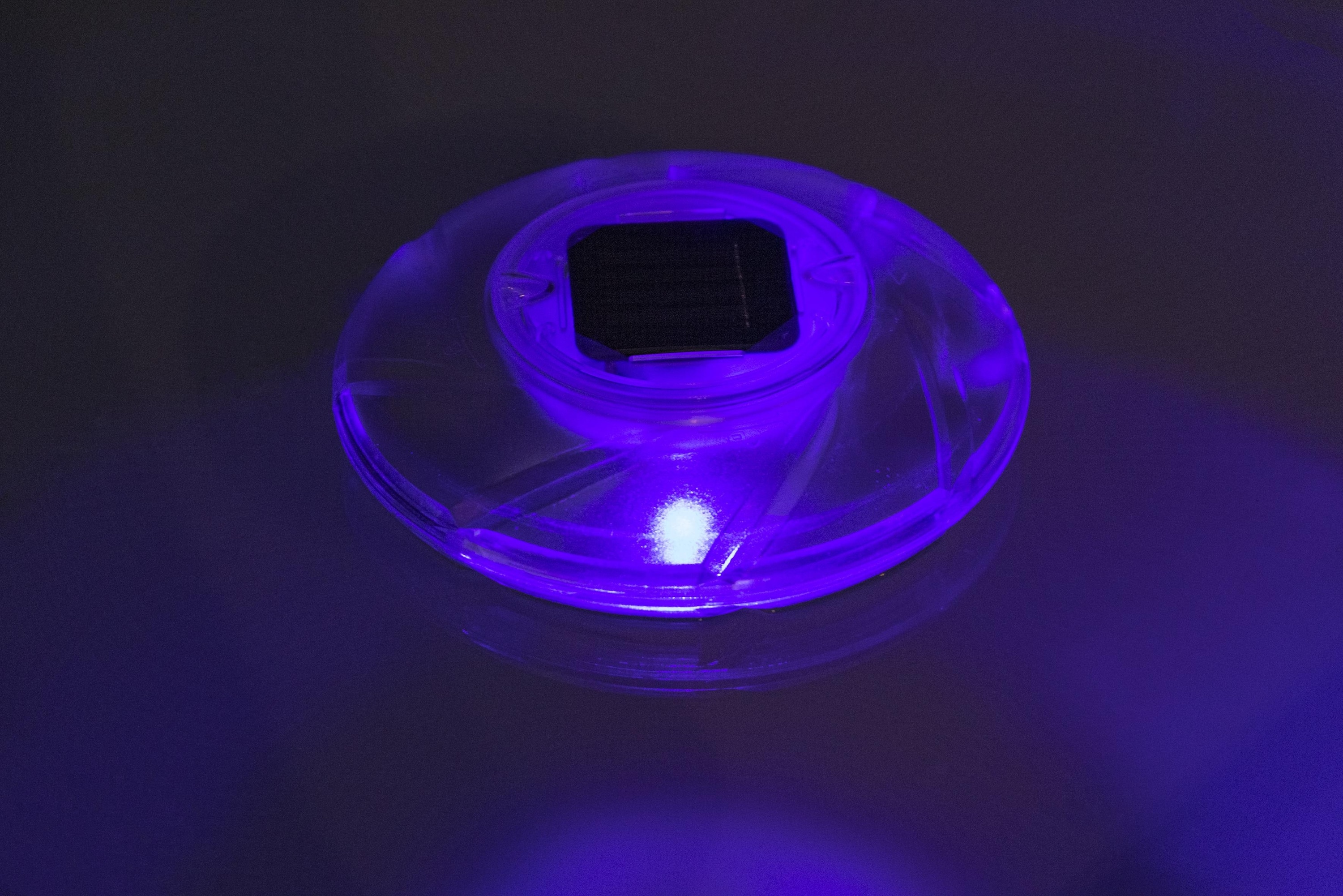 Lampa solara LED BESTWAY, pentru piscina, 7 culori, plutitoare, diametru 18 cm