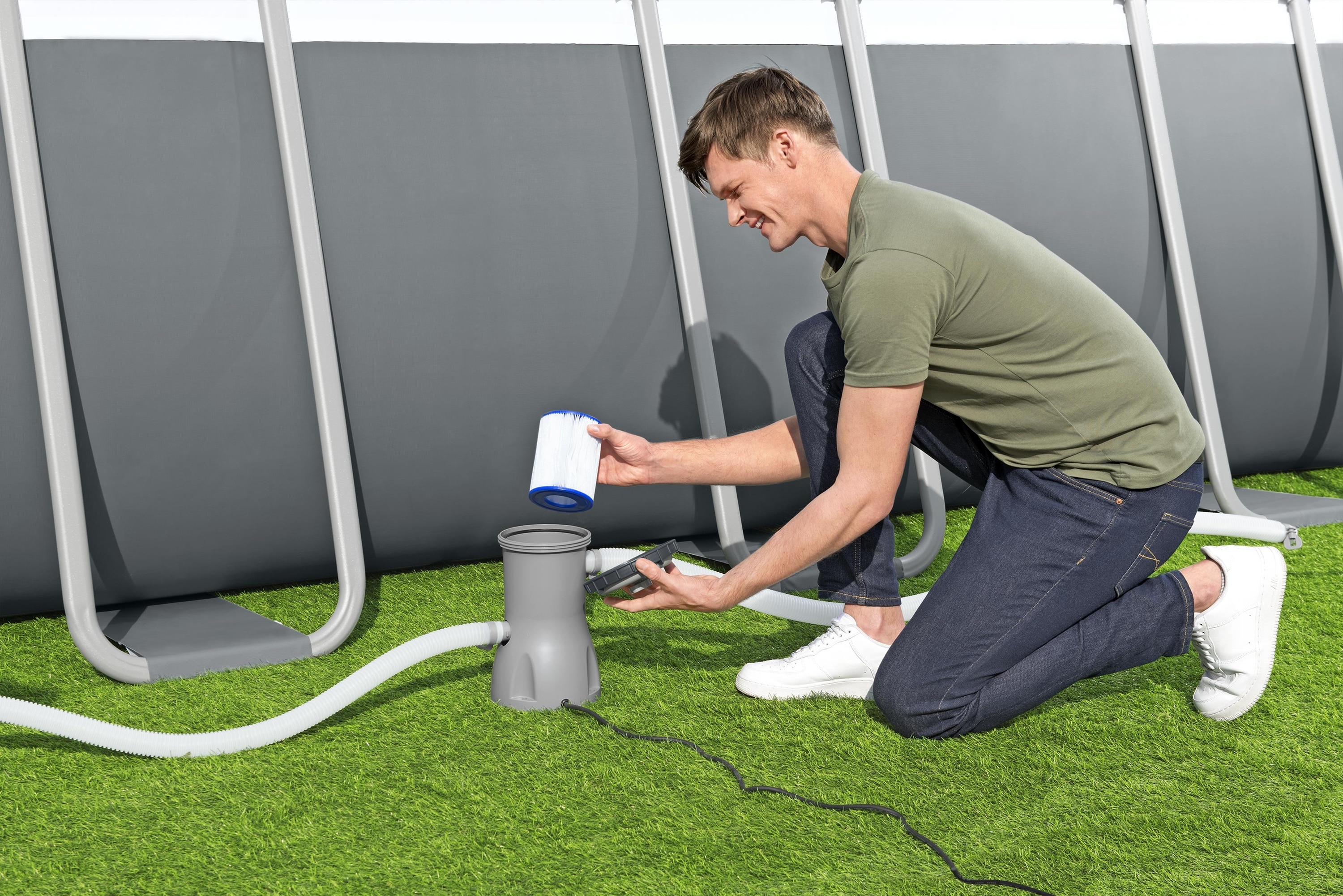 Incalzitor pentru piscina BESTWAY, capacitate 1520-17035L, 220-240V, 2800W