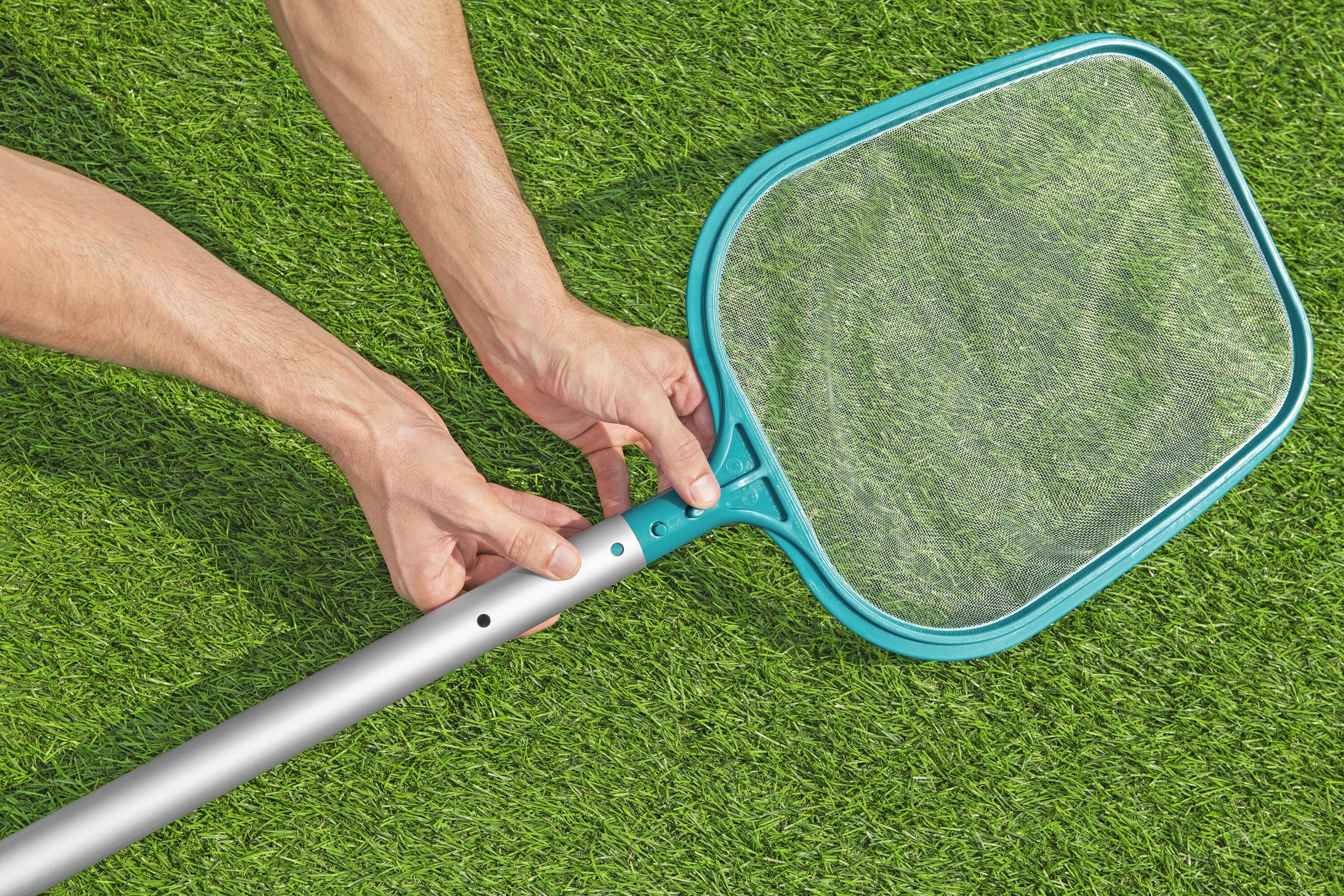 Plasa pentru curatat piscina BESTWAY, 44x30 cm, compatibila cu tija diam 30 mm