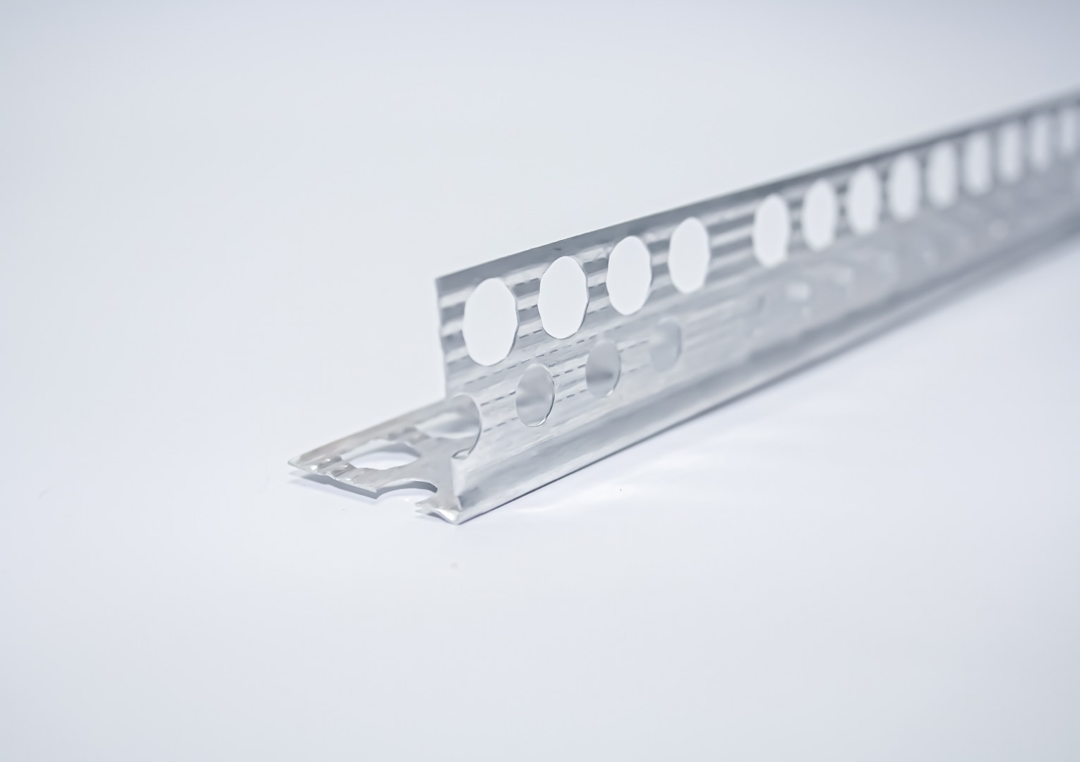 Profil aluminiu colt 18 x 18 x 0.3 mm, 250 cm