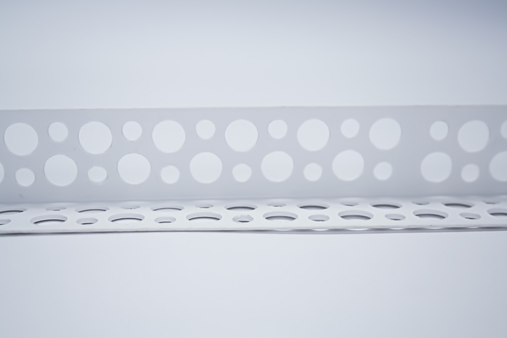 Profil PVC muchie dreapta 250 cm