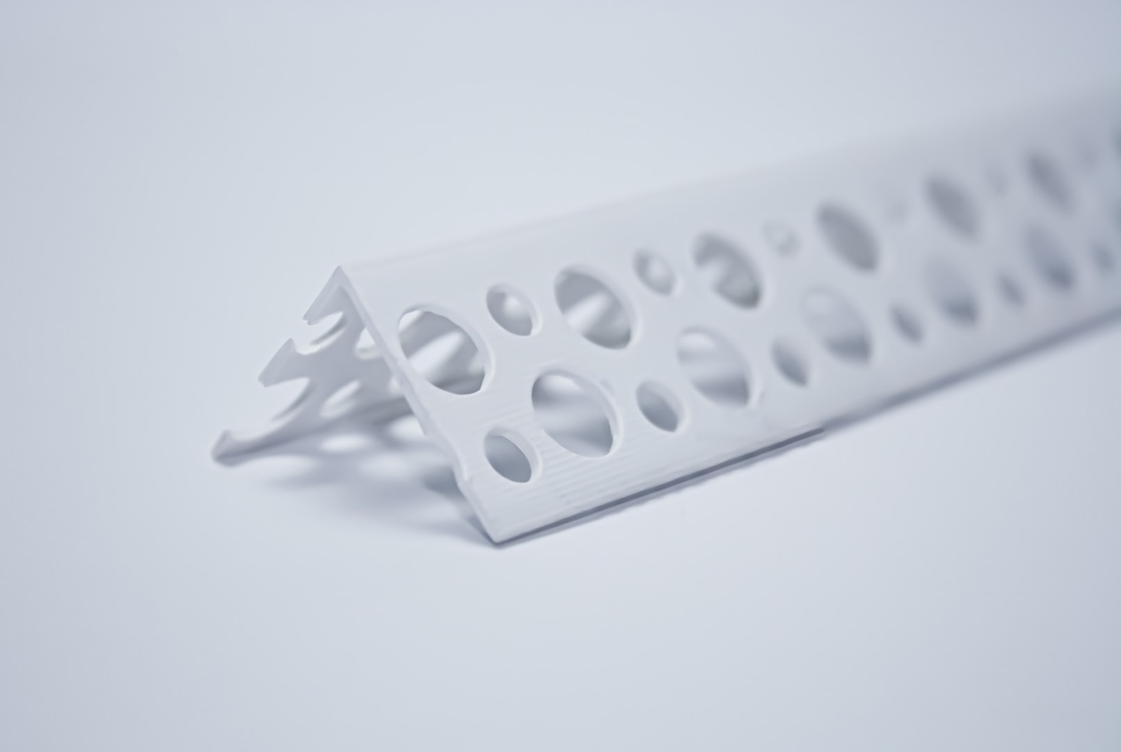 Profil PVC muchie dreapta 250 cm