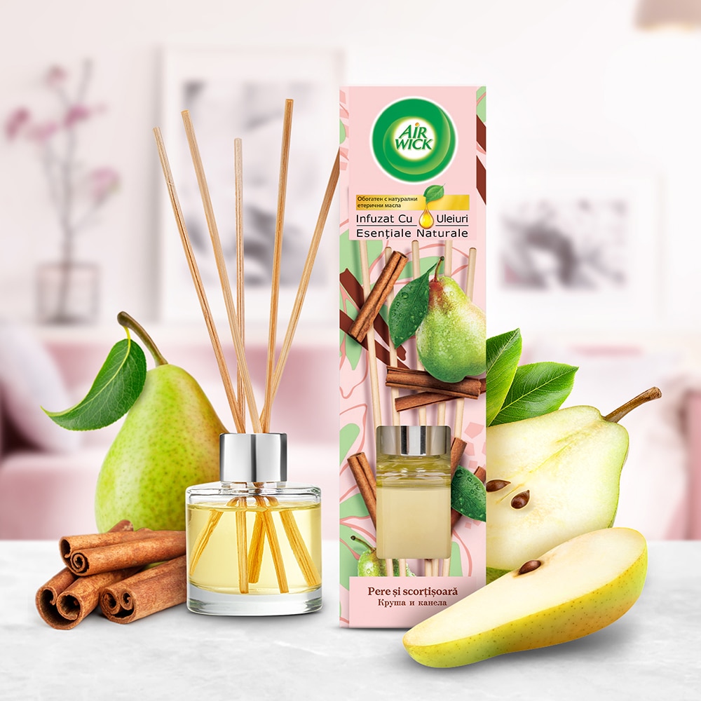 Odorizant cu betisoare AIR WICK, Pere si Scortisoara, 40 ml