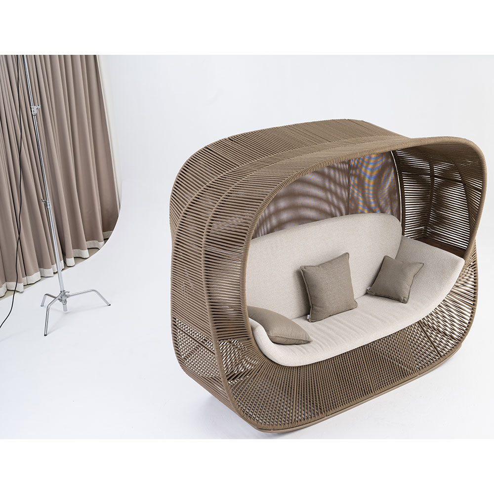 Pat gradina Belvedere, aluminiu, 255 x 116 x 200 cm, camel