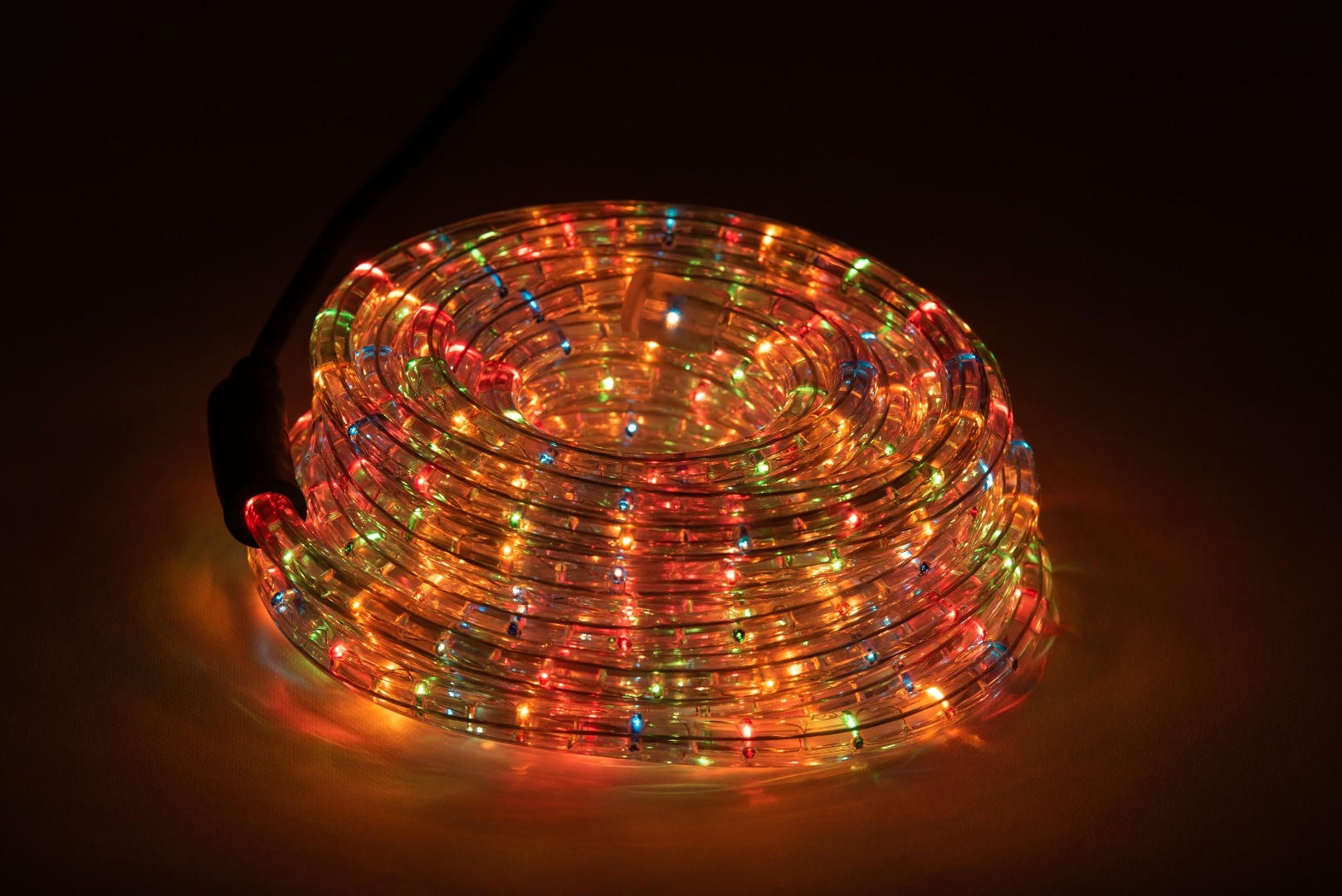 Instalatie Craciun Tub luminos 720 becuri, 20 m, 13 mm, IP44, alimentare inclusa, lumina multicolora