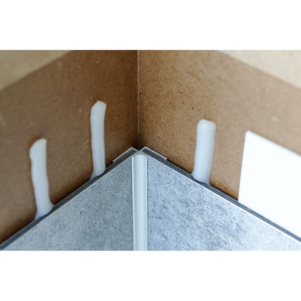 Profil colt interior Wood Class WP3433-02, 270 x 2.5 cm, 18 mm, aluminiu, argintiu