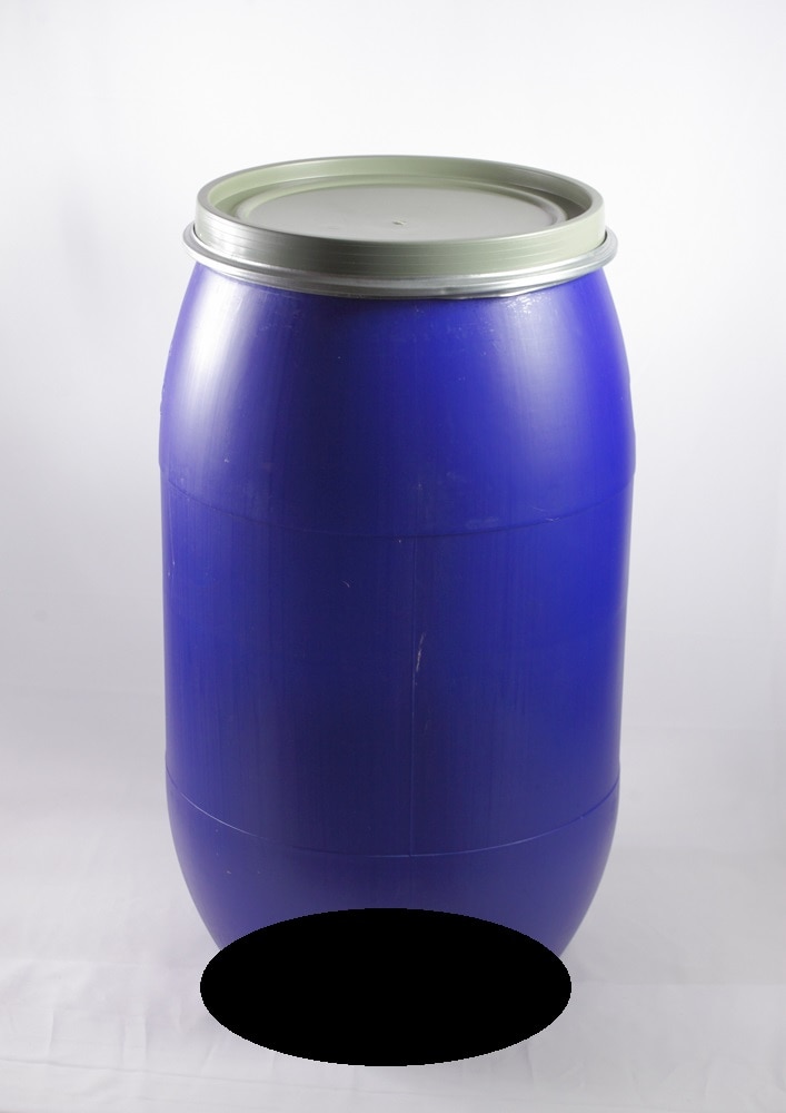 Butoi din plastic cu cerc metalic, 220L