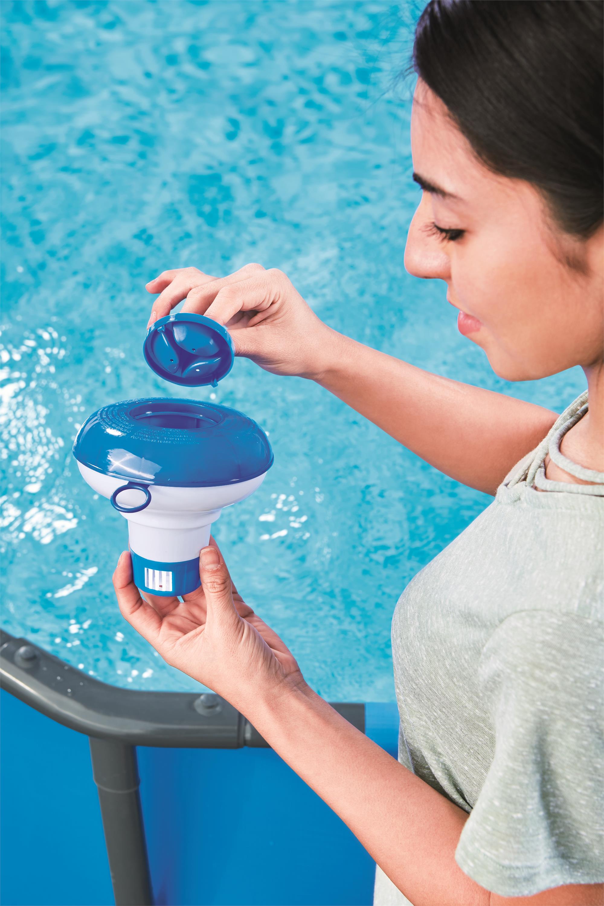 Plutitor chimic / Distribuitor flotant intretinerea apei in piscine, 12.5 cm   Bestway