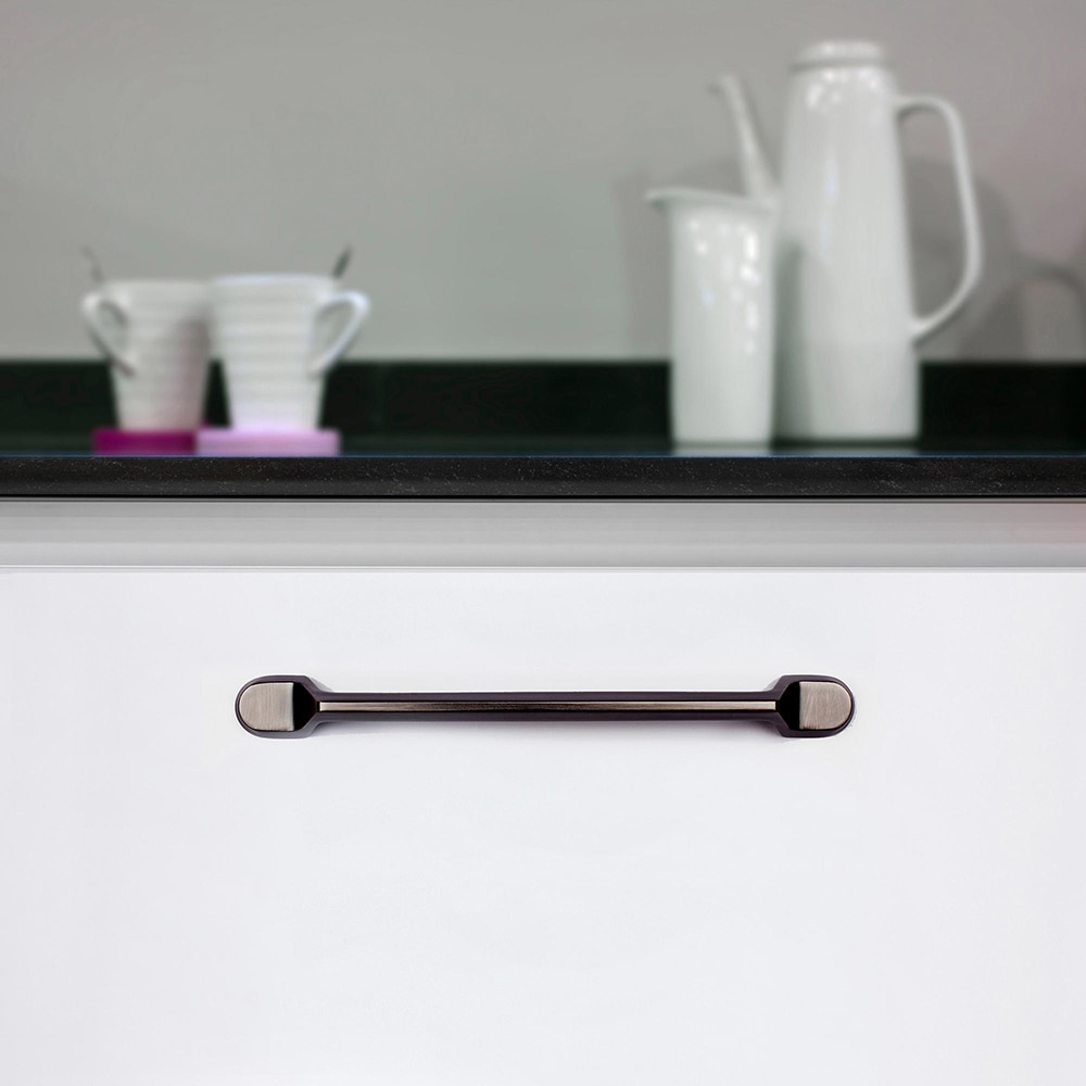 Maner 128, zamac, 14.5 x 1.8 x 2.8 cm, negru satinat