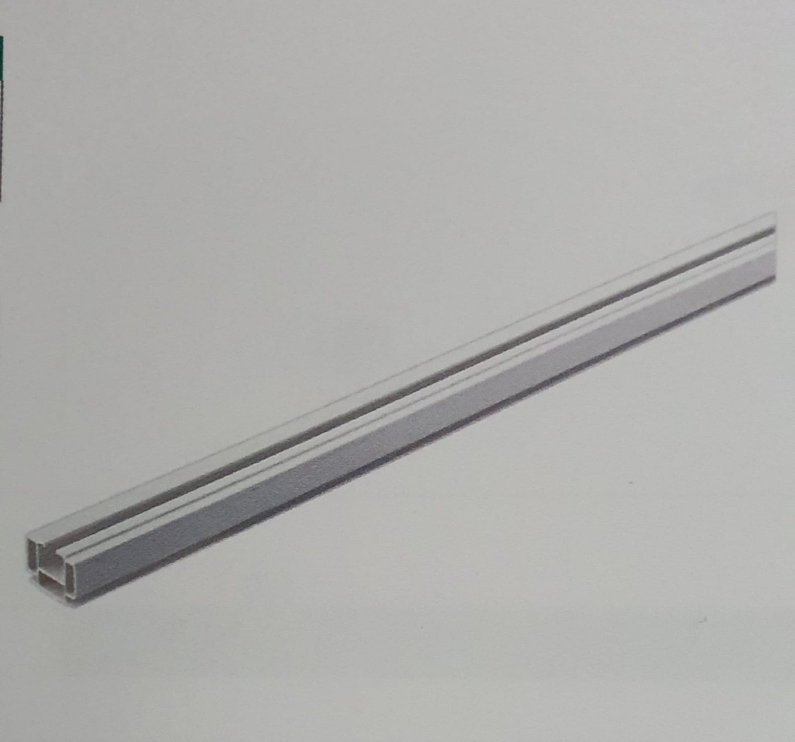 Sina simpla perdea, plastic, 2.5 m, 1 canal