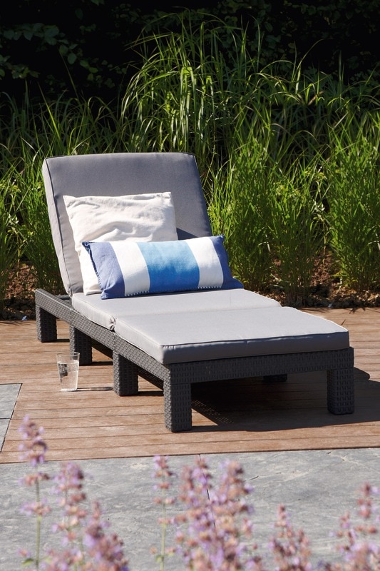 Sezlong cu perna, gri, plastic, 195 x 65 cm, 110 kg  Daytona