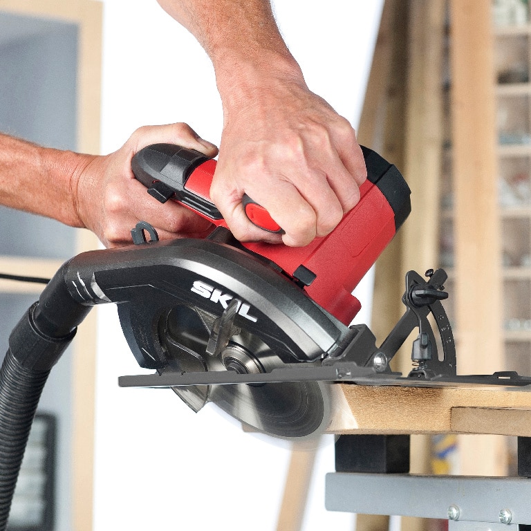 Fierastrau circular SKIL 5810 AA, 1250 W, 5300 rpm, cu fir