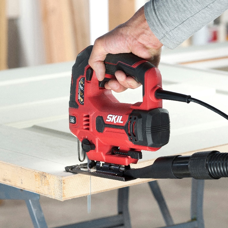 Fierastrau pendular SKIL 4511 AA, 600 W, 3200 spm, cu fir