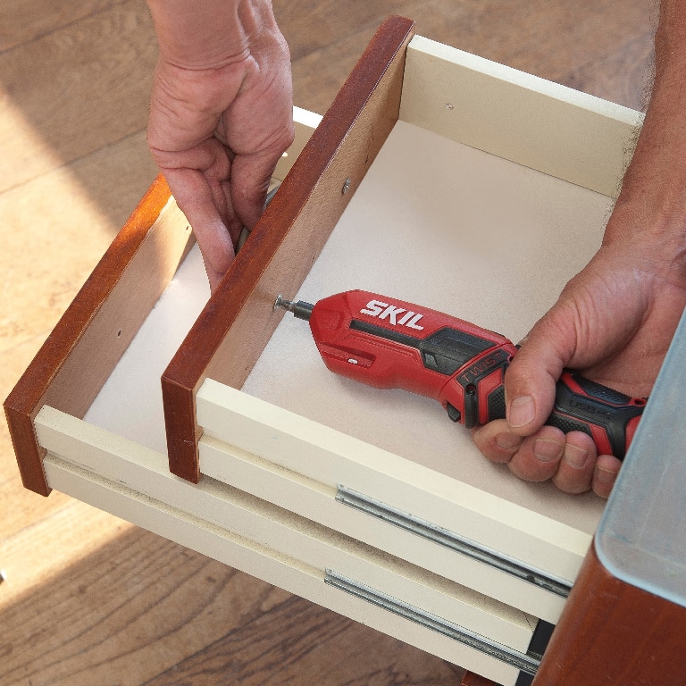 Surubelnita electrica, acumulator, 1.6 Ah • Skill 