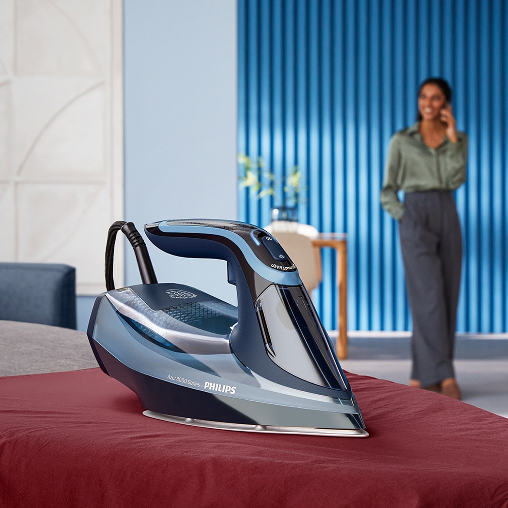 Fier de calcat PHILIPS Azur 8000 DST8020/20, 3000W, 240g/min, 300ml, talpa SteamGlide Elite, albastru-bleumarin