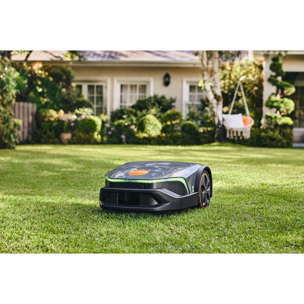 Robot de tuns gazonul STIHL iMOW 5 EVO, 1500 mp, latime de taiere 28 cm, autonomie max 65 min, Wi-Fi, Bluetooth