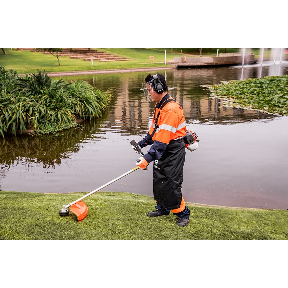 Motocoasa HUSQVARNA 333R Mark II, benzina, 2 timpi, 1.3CP, 32.6cc, latime lucru 43cm