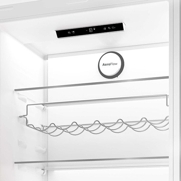 Combina frigorifica incorporabila BEKO BCNE400E40SN, No Frost, 370 l, H 194 cm, Clasa E