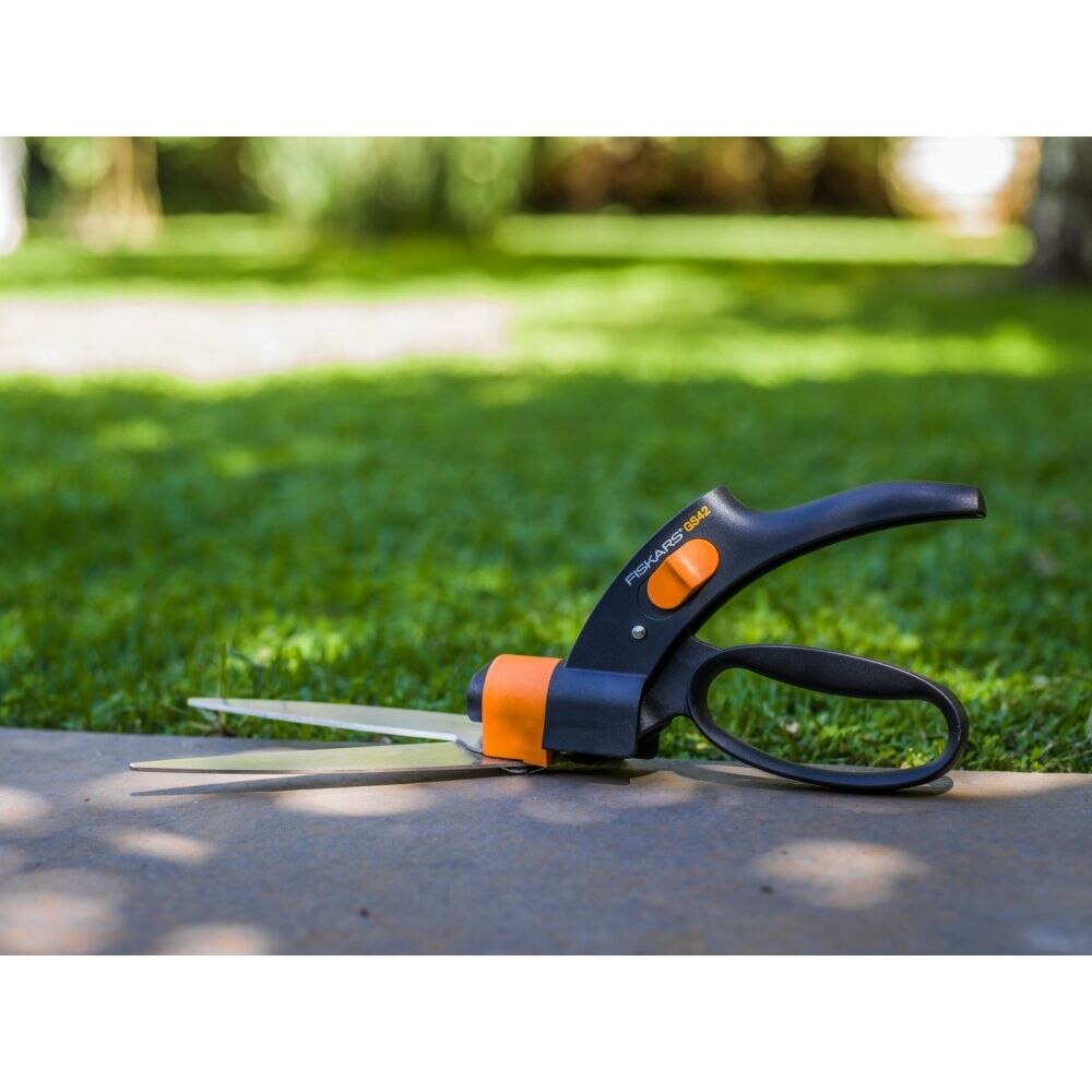 Foarfeca cu servo-mecanism pentru gazon Fiskars GS42, 32cm, poliamida