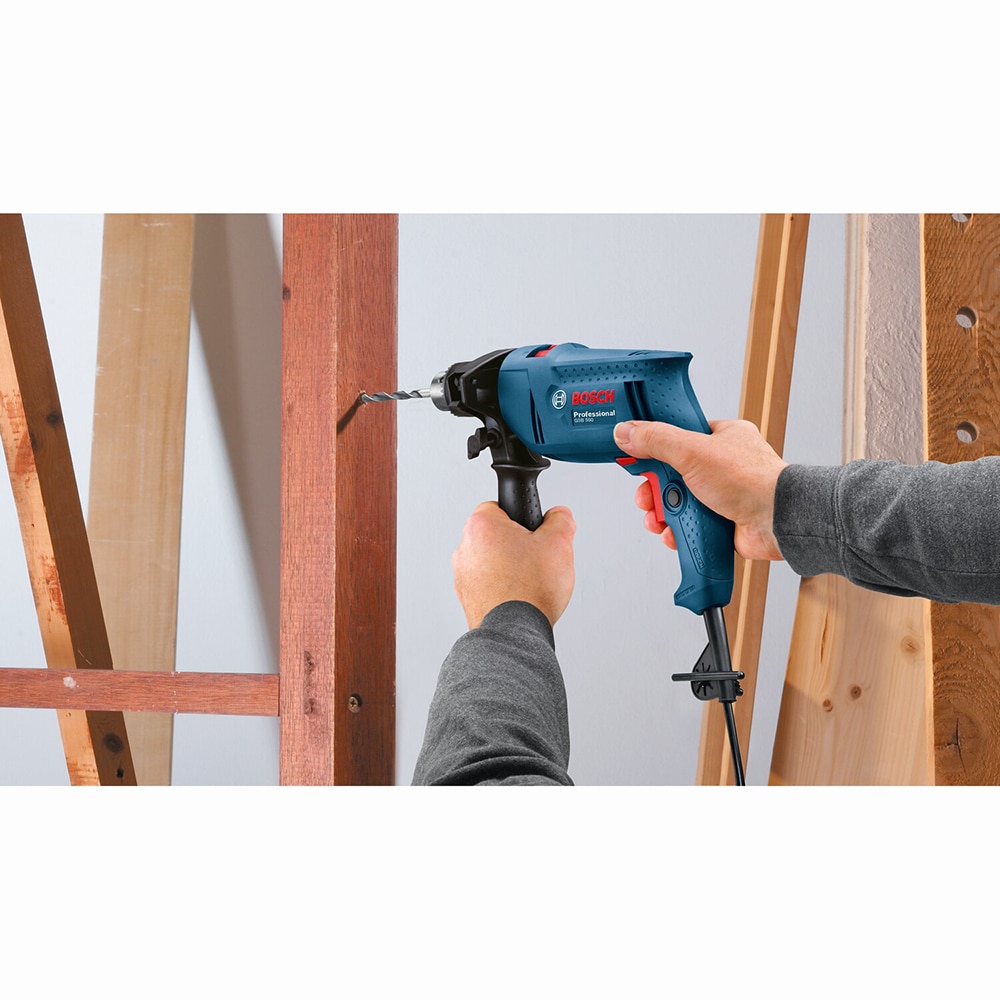 Masina de gaurit si insurubat (bormasina) cu percutie BOSCH Professional GSB 550 06011A1023, 550W, 2800RPM, mandrina dintata 13mm, maner suplimentar