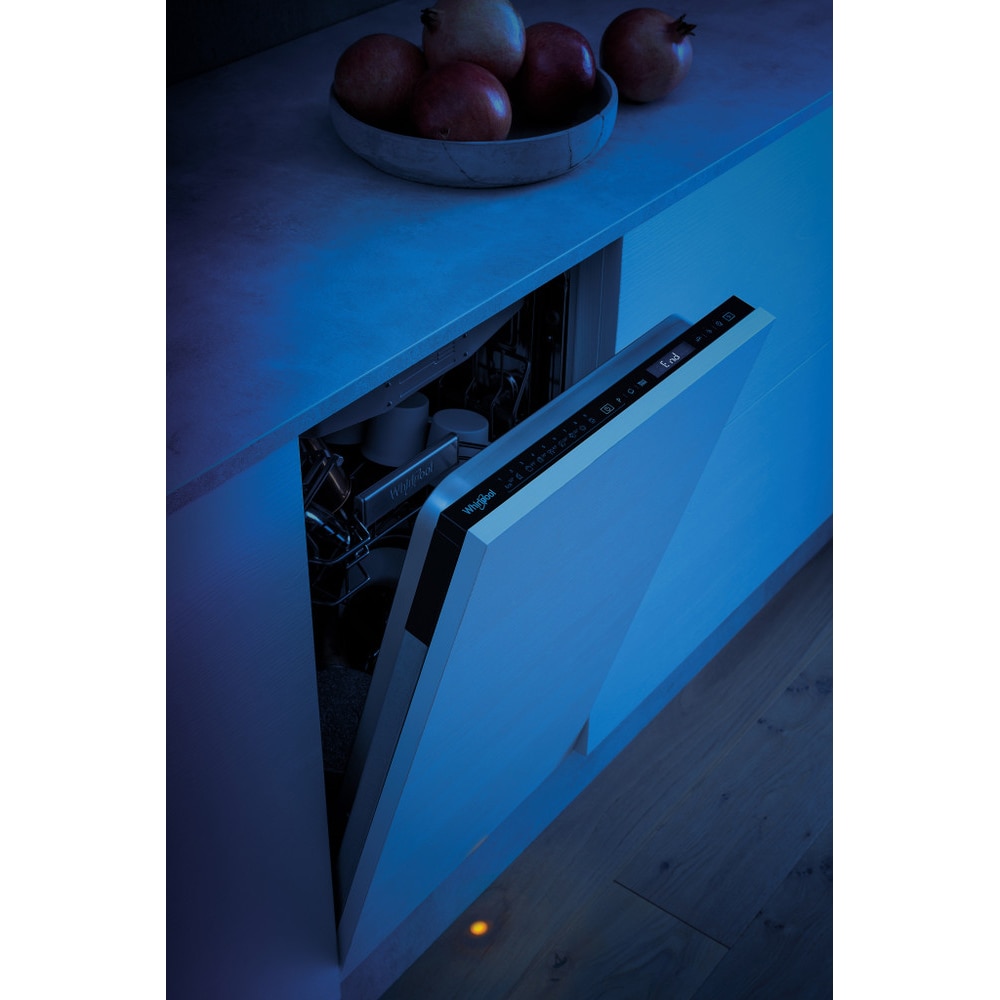 Masina de spalat vase incorporabila WHIRLPOOL WSIP 4O33 PFE, 6th Sense, 10 seturi, 9 programe, 45 cm, Clasa D, panou comanda negru