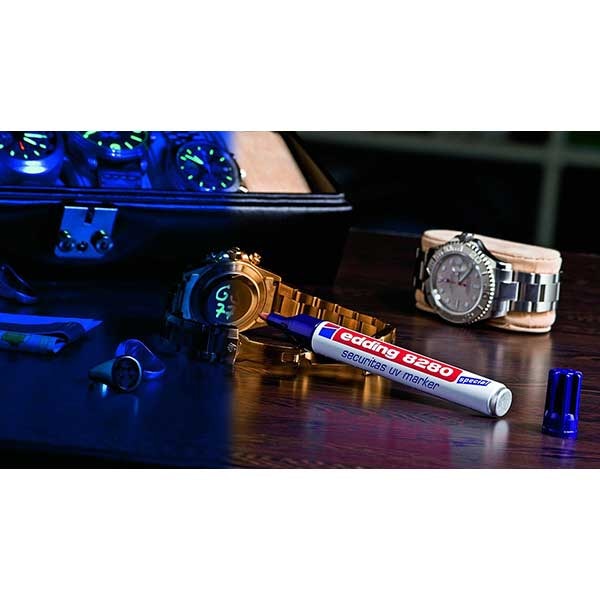 Marker permanent EDDING UV 8280, corp metalic, 1.5-3 mm, scriere invizibila, alb