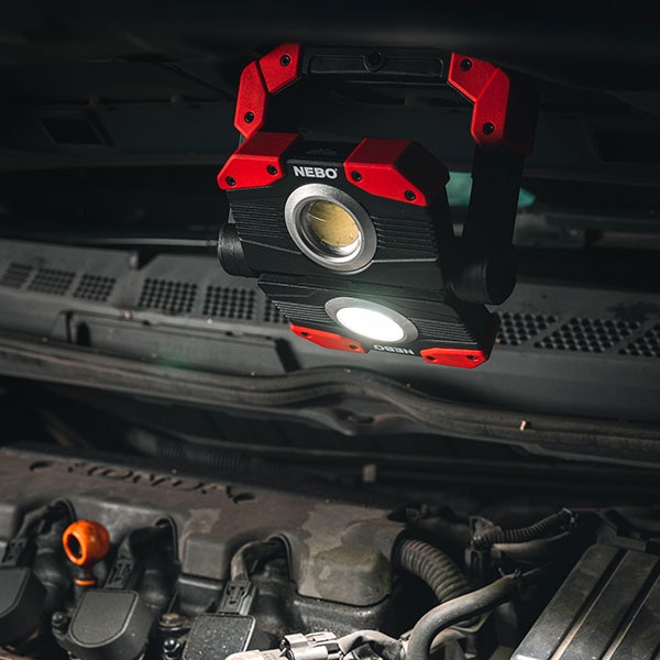 Lampa de lucru LED NEBO Omni 2000 NE0015, 2000 lumeni, IP54, Acumulator 4000 mAh, rosu-negru