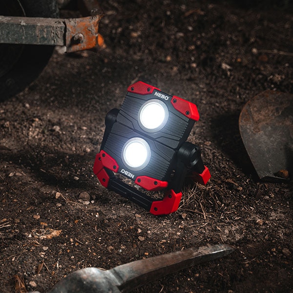 Lampa de lucru LED NEBO Omni 2000 NE0015, 2000 lumeni, IP54, Acumulator 4000 mAh, rosu-negru