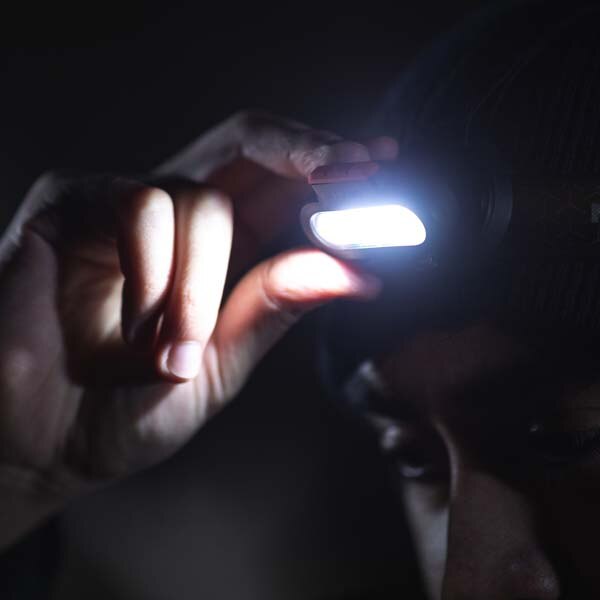 Lanterna LED frontala NEBO Einstein 1500 Flex, 1500 lumeni, Acumulator 2200mAh, negru