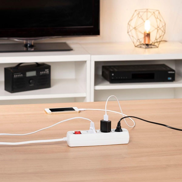 Prelungitor HAMA R9108815, 3 prize Schuko, 5m, intrerupator, alb