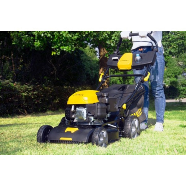 Masina de tuns gazonul pe benzina STANLEY SLM-139-460, 2.1KW, 139cmc, latime taiere 46, sac 60L, 8 trepte taiere