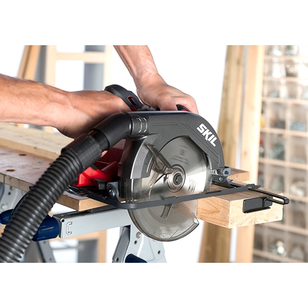 Fierastrau circular SKIL SW1E5830AA, 1400W, 5300RPM, disc 190 x 16mm, adancime 66mm