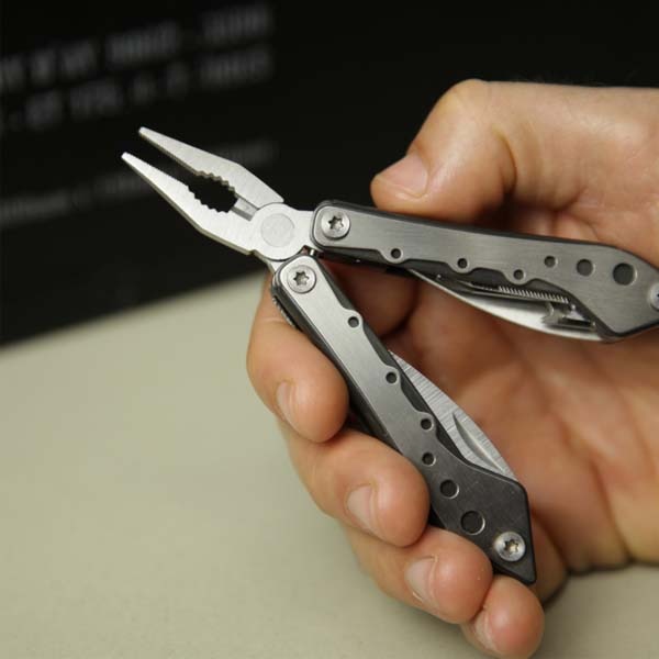 Unealta multifunctionala TRUE UTILITY TU195K, otel, 10 functii, gri