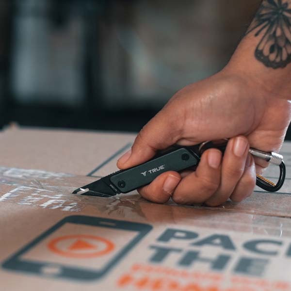 Cutit TRUE UTILITY TU7060N, 4cm, otel, negru